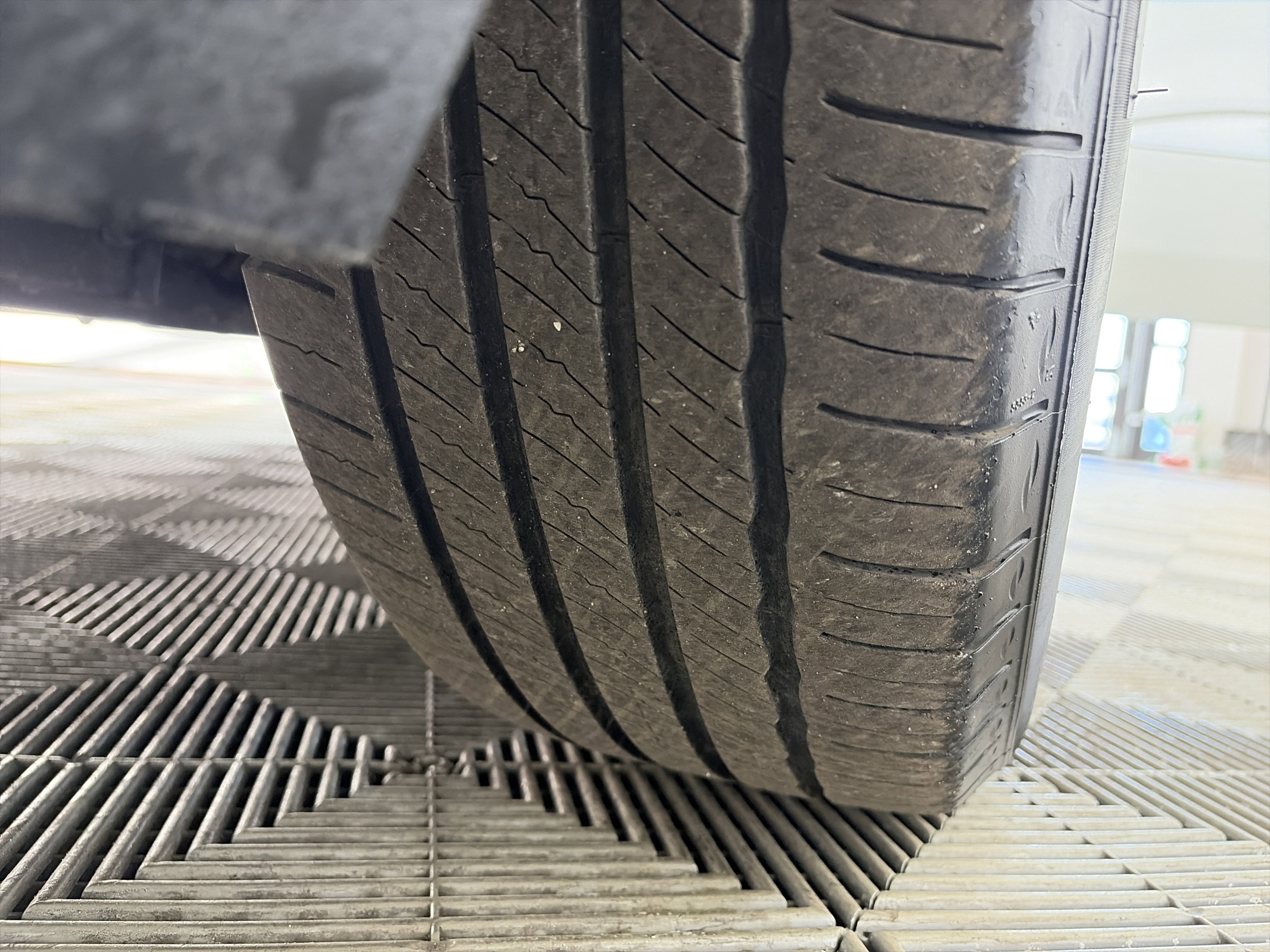 Certified 2023 GMC Acadia Denali image 13