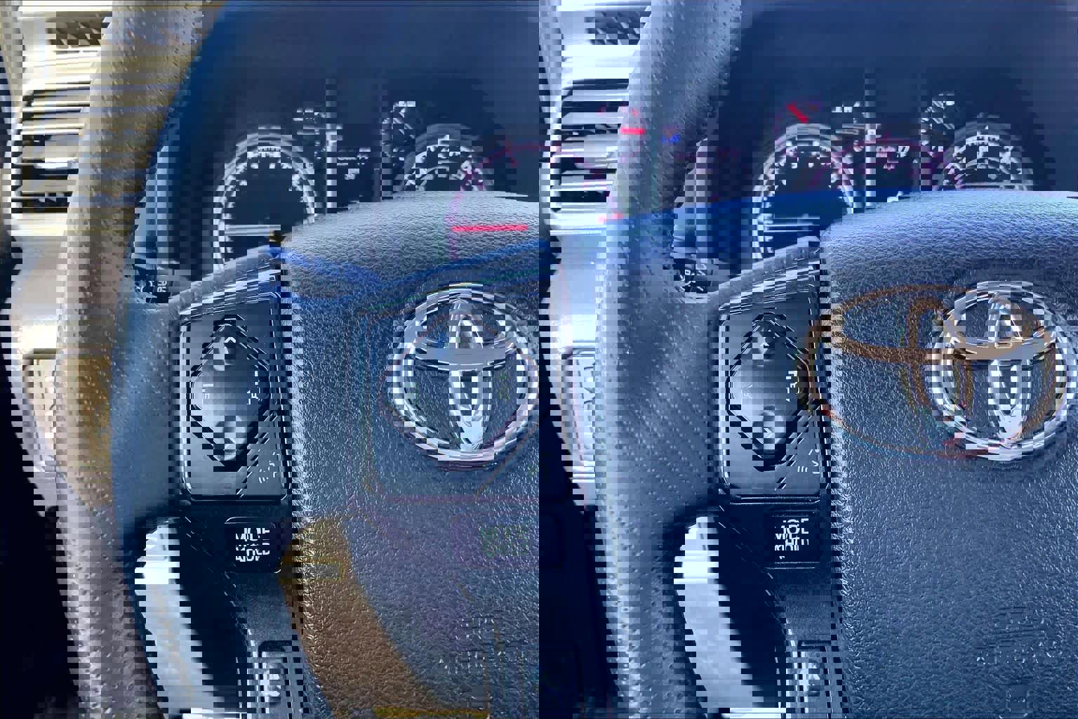 Certified 2024 Toyota 4Runner TRD Off-Road image 21