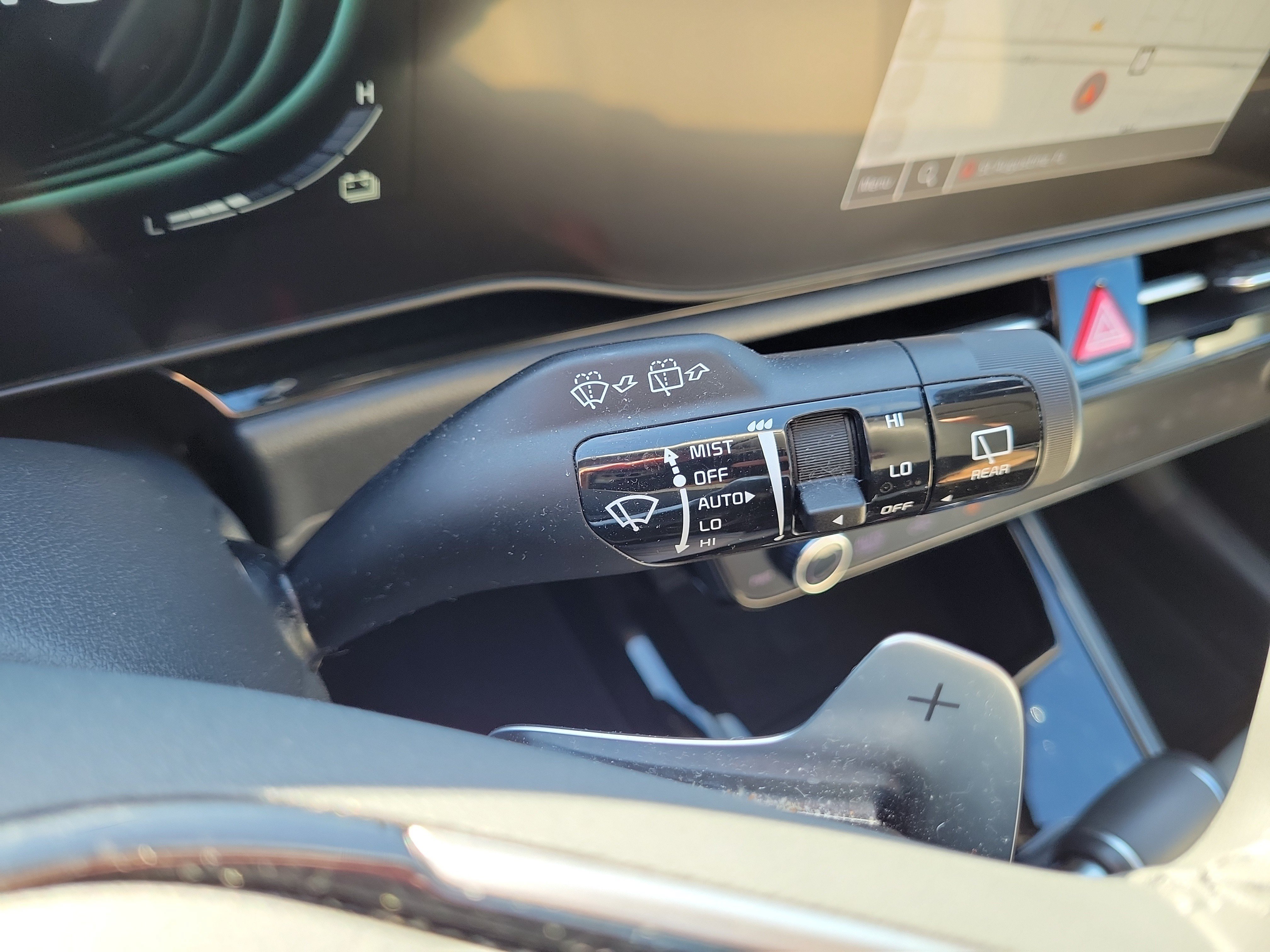 Certified 2023 Kia Niro EX Touring FWD image 30