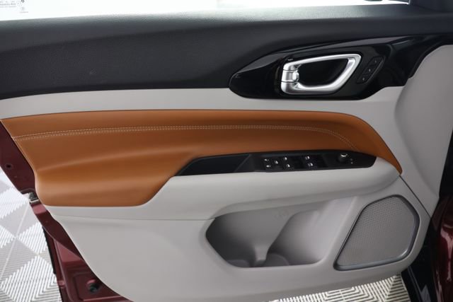 Used 2022 Jeep Compass Limited w/ Elite Group image 24