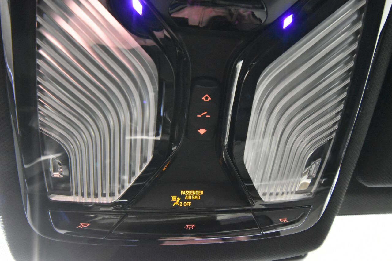 Used 2020 BMW M550i xDrive w/ Executive Package image 23