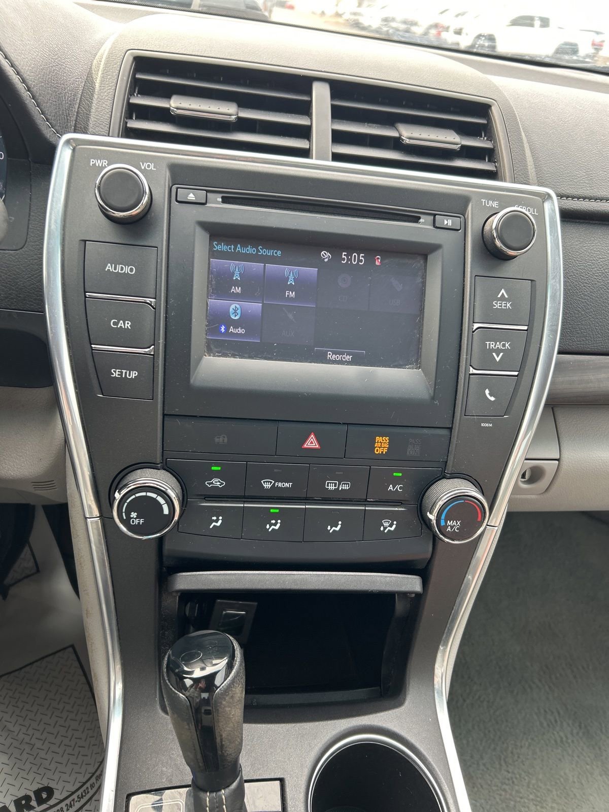 Used 2017 Toyota Camry LE image 13