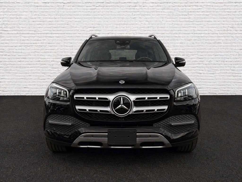 Used 2021 Mercedes-Benz GLS 450 4MATIC image 2
