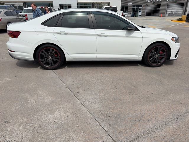 Used 2019 Volkswagen Jetta GLI image 17