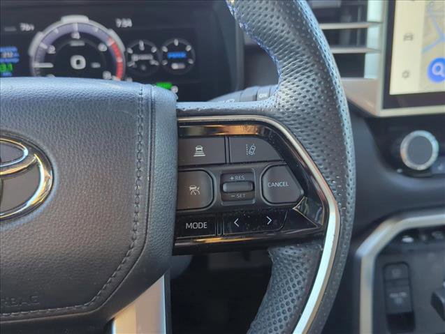 Used 2024 Toyota Sequoia Platinum AWD/4WD image 14