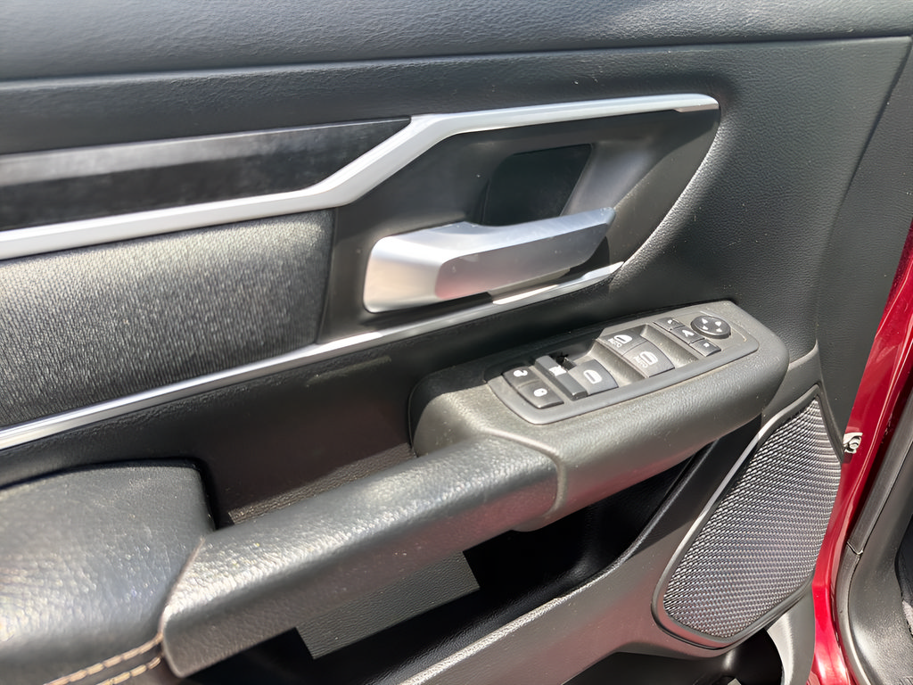 Used 2020 RAM 1500 Big Horn AWD/4WD image 13