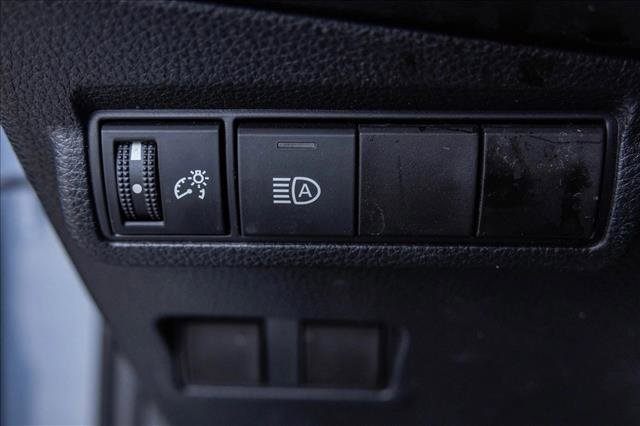 Used 2022 Toyota Corolla Cross LE w/ Moonroof Package image 13