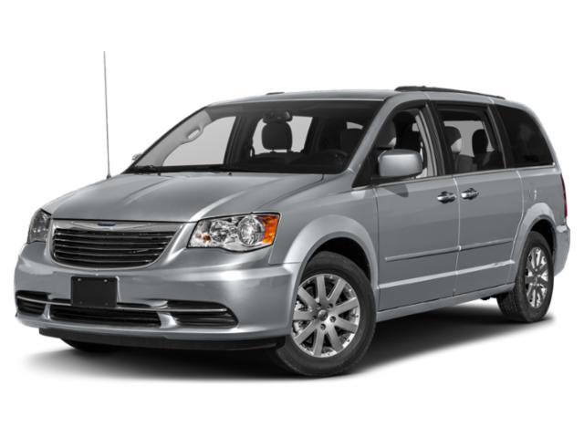 Used 2015 Chrysler Town & Country Touring image 4