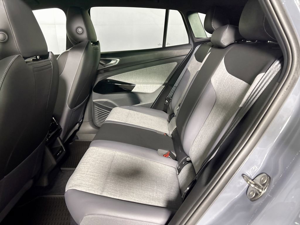 New 2025 Volkswagen ID.4 Pro image 20