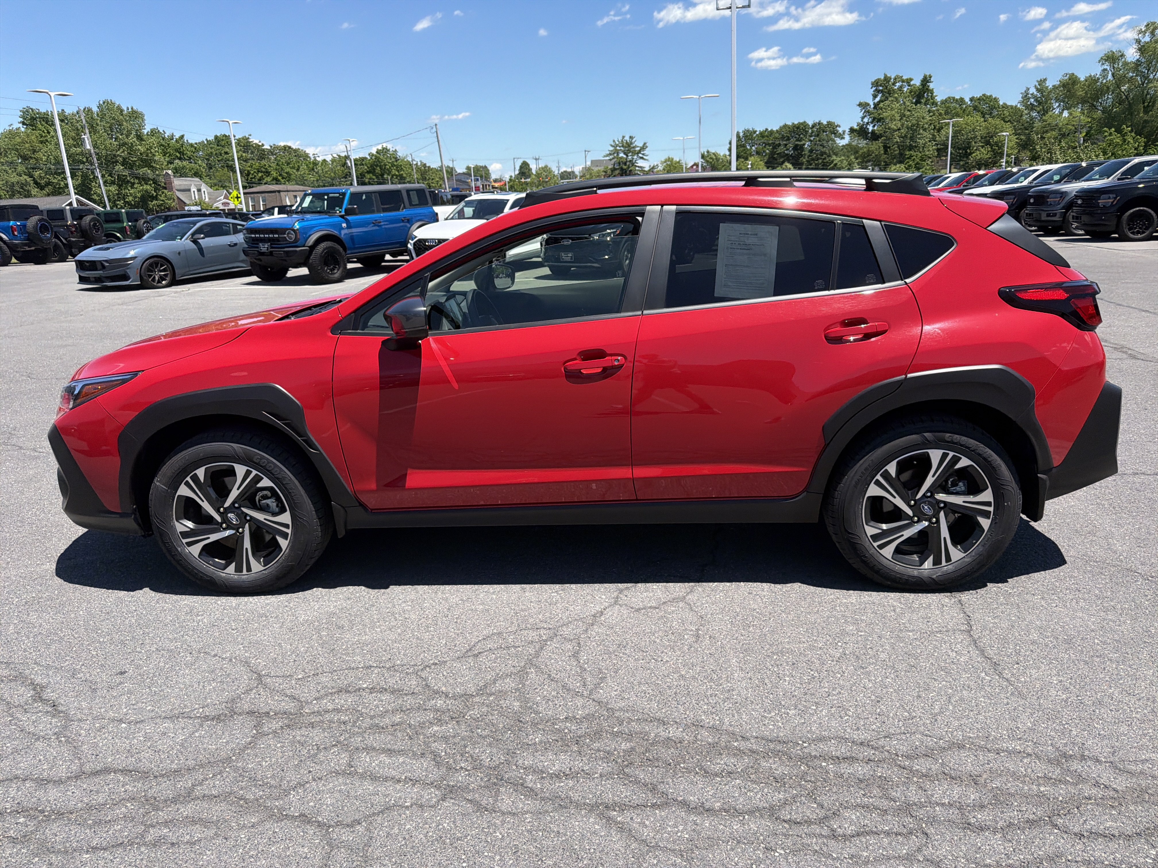 Used 2024 Subaru Crosstrek 2.0i Premium AWD/4WD image 9