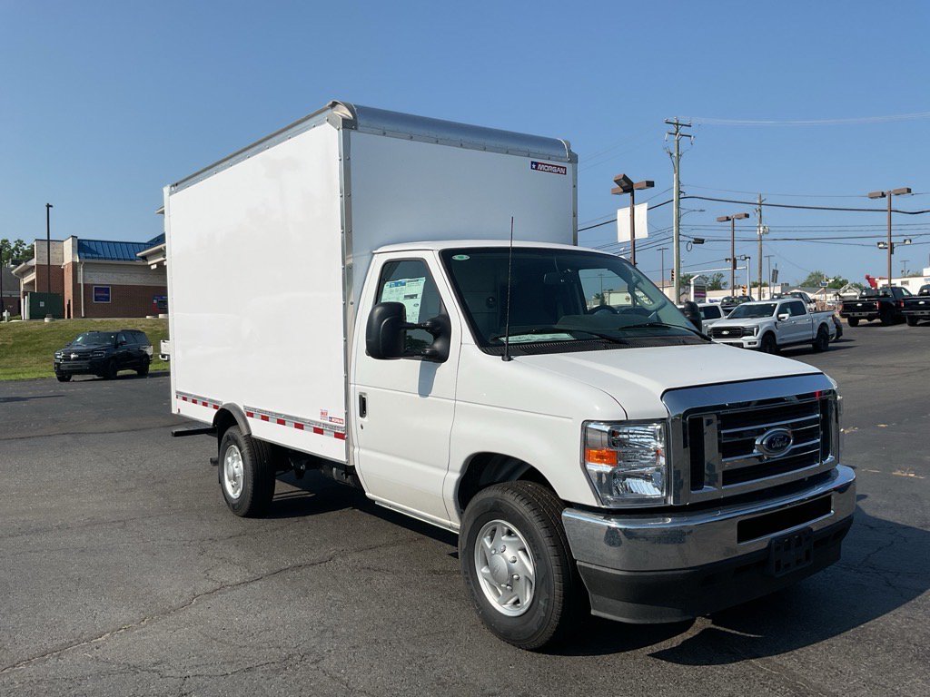 New 2025 Ford E-350 and Econoline 350 Super Duty w/ Power Equipment Group RWD image 3