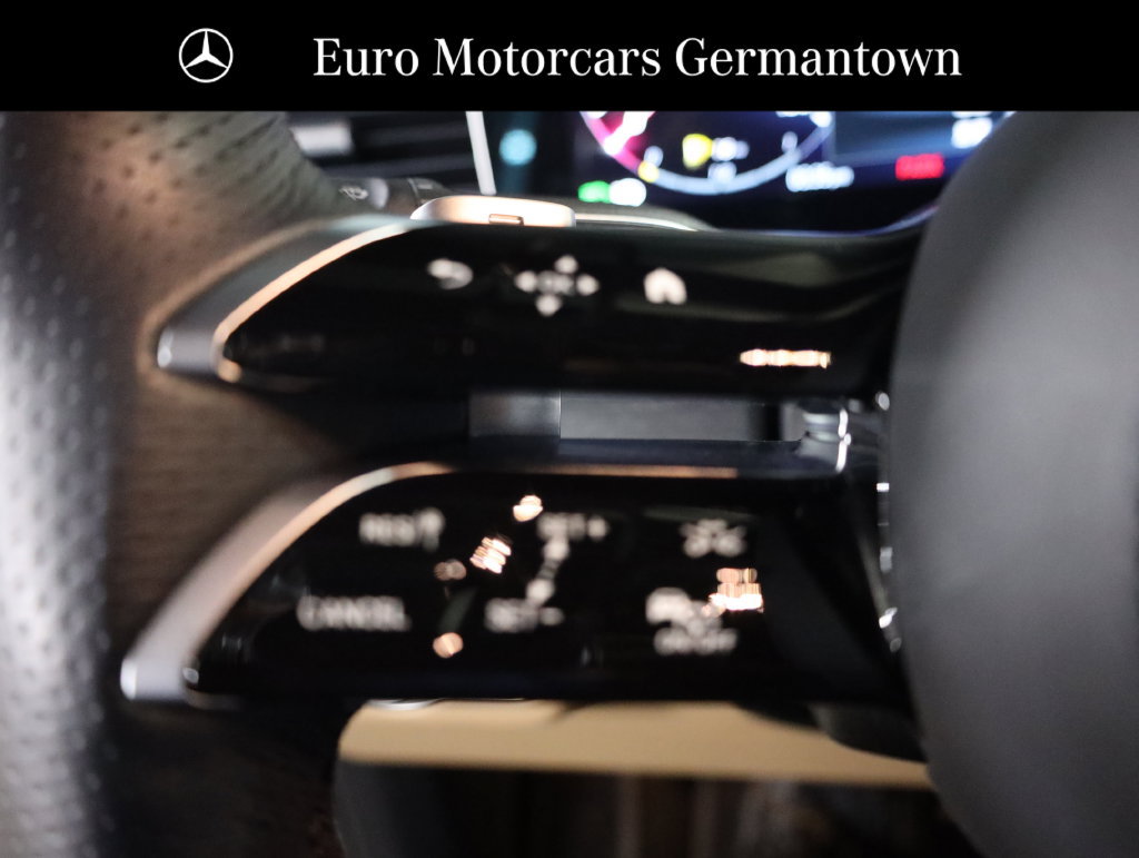 Used 2025 Mercedes-Benz GLS 450 4MATIC image 12