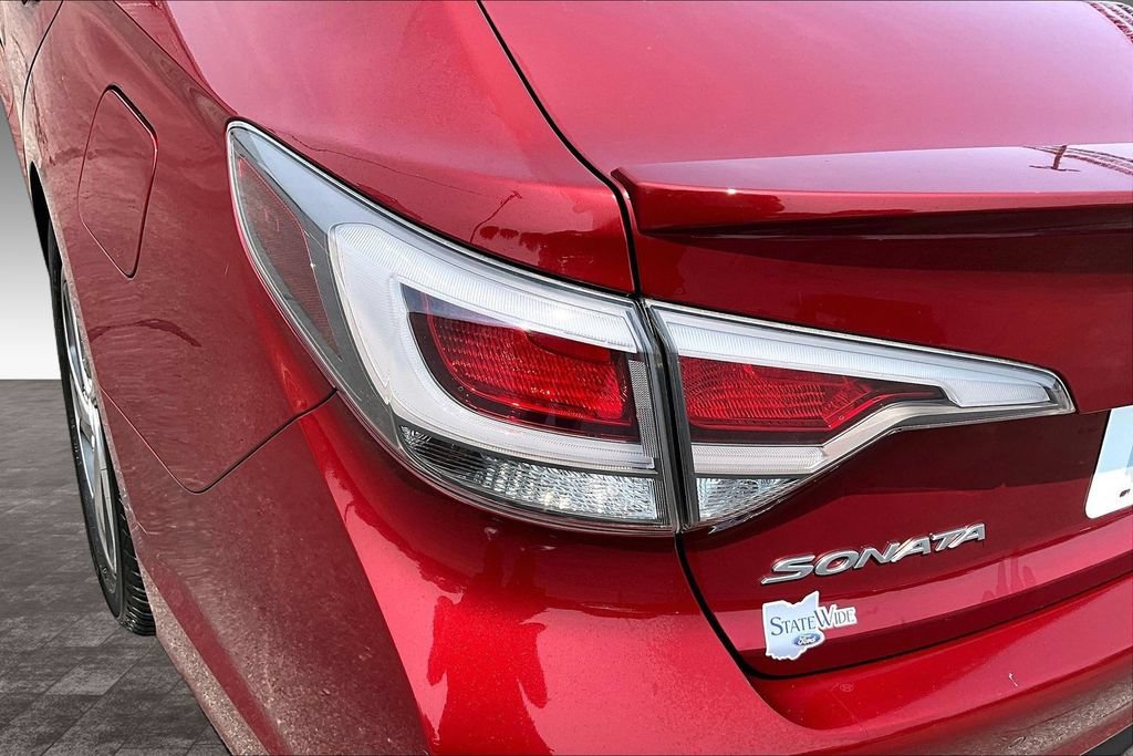 Used 2017 Hyundai Sonata Limited w/ Ultimate Package 02 FWD image 31