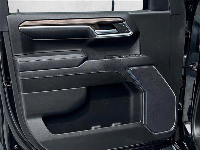 Used 2023 Chevrolet Silverado 1500 LT image 18