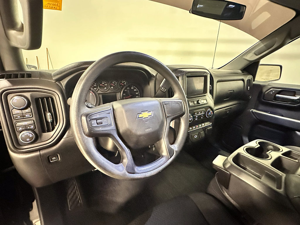Used 2020 Chevrolet Silverado 1500 Custom w/ Custom Value Package AWD/4WD image 21