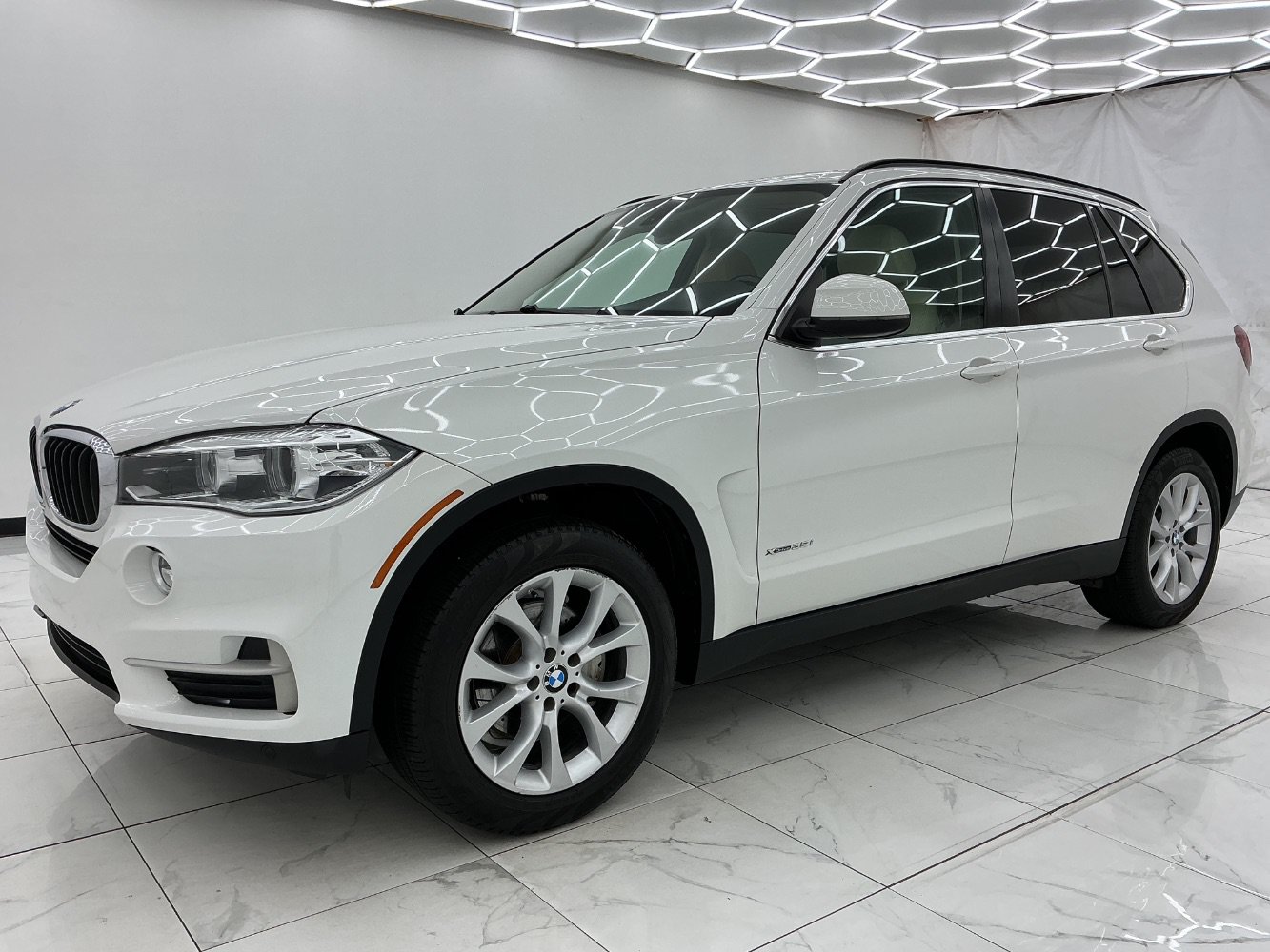 Used 2016 BMW X5 xDrive35i AWD/4WD image 6