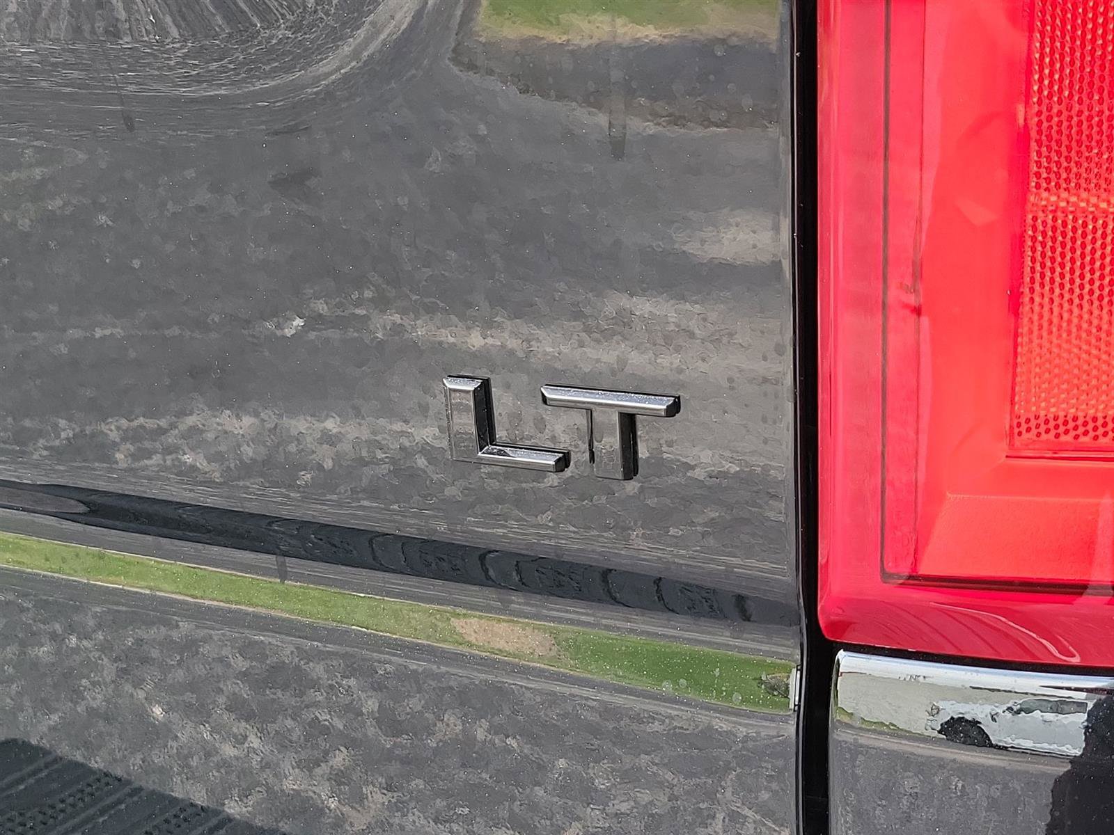 New 2025 Chevrolet Silverado 1500 LT Trail Boss w/ Dark Appearance Package image 30