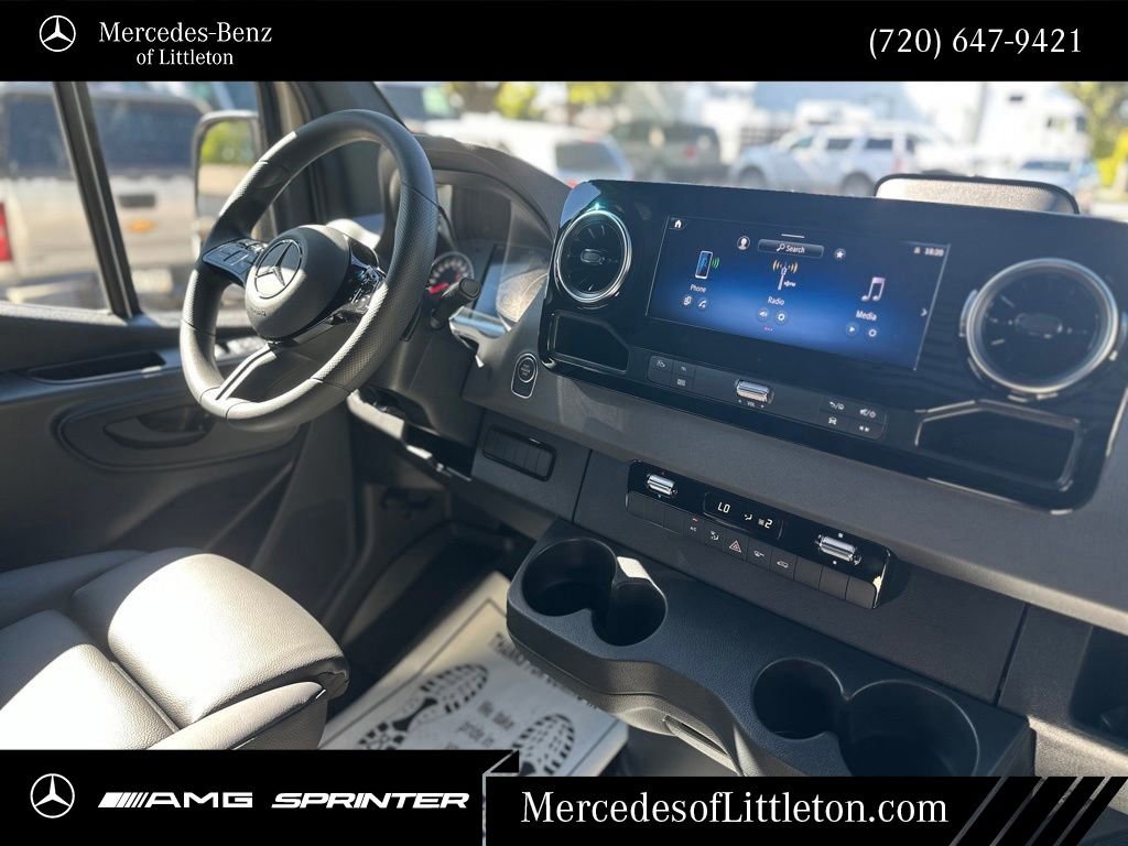 New 2025 Mercedes-Benz Sprinter 2500 image 18