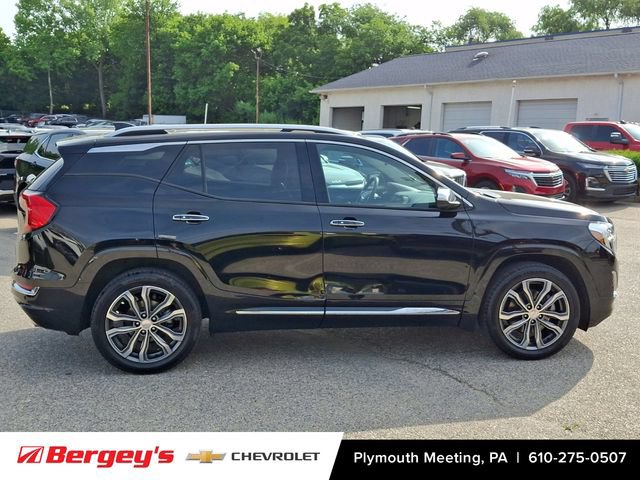 Used 2019 GMC Terrain Denali w/ Advanced Safety Package AWD/4WD image 9