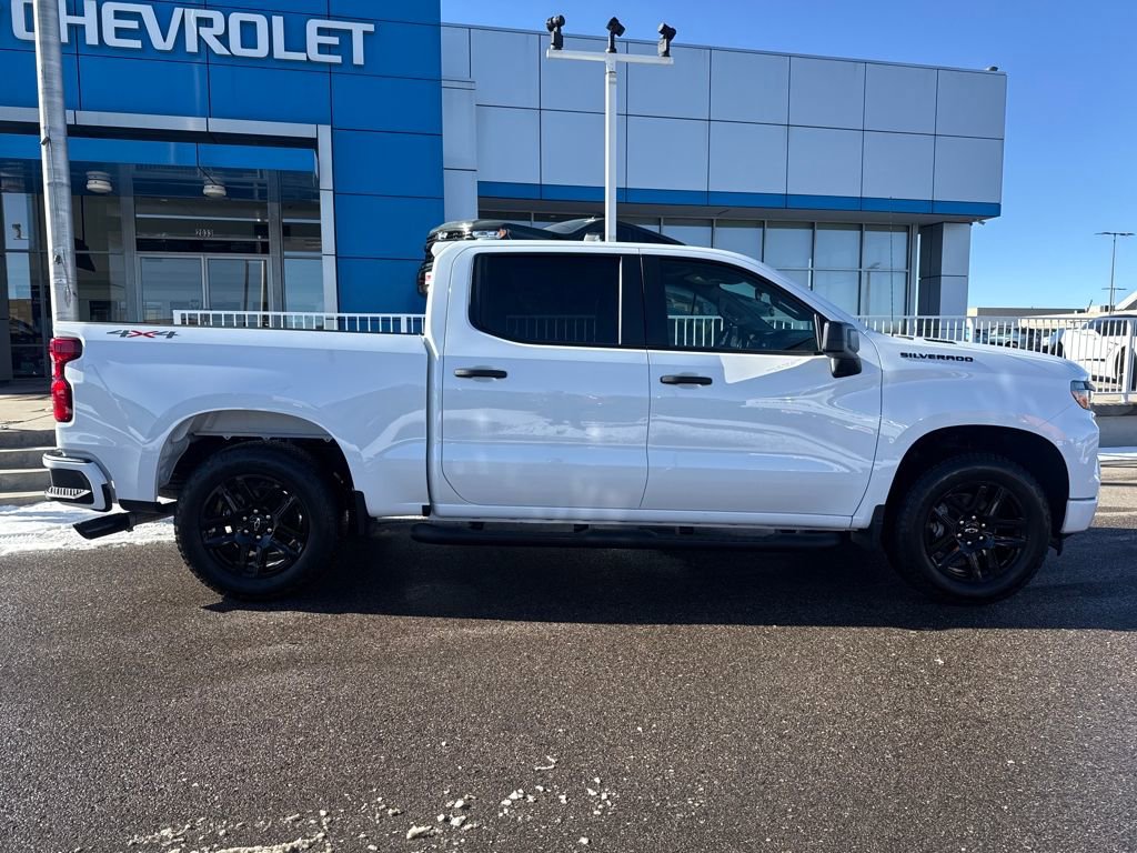 Used 2026 Chevrolet Silverado 1500 Custom w/ Turbomax Blackout Package image 6