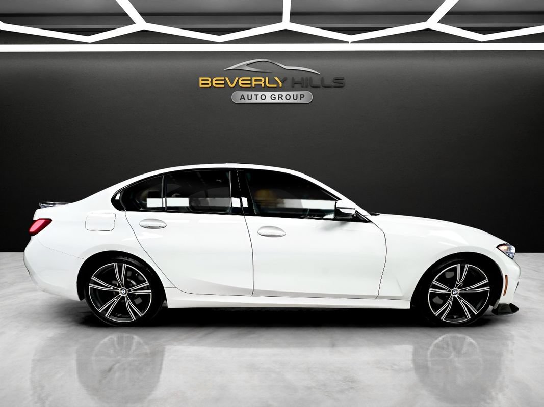 Used 2021 BMW 330i xDrive Sedan w/ M Sport Package AWD/4WD image 6