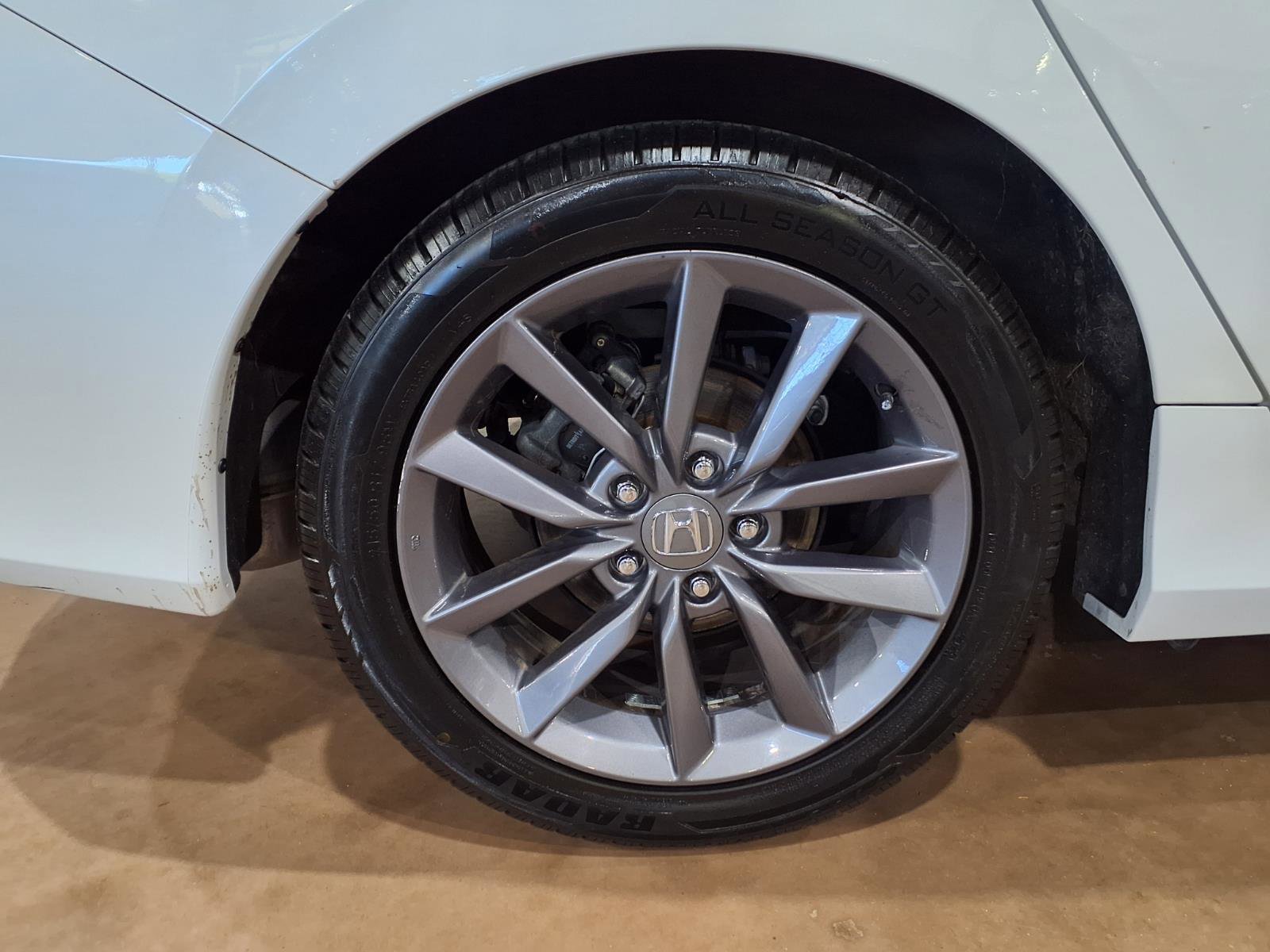 Used 2019 Honda Civic EX image 8