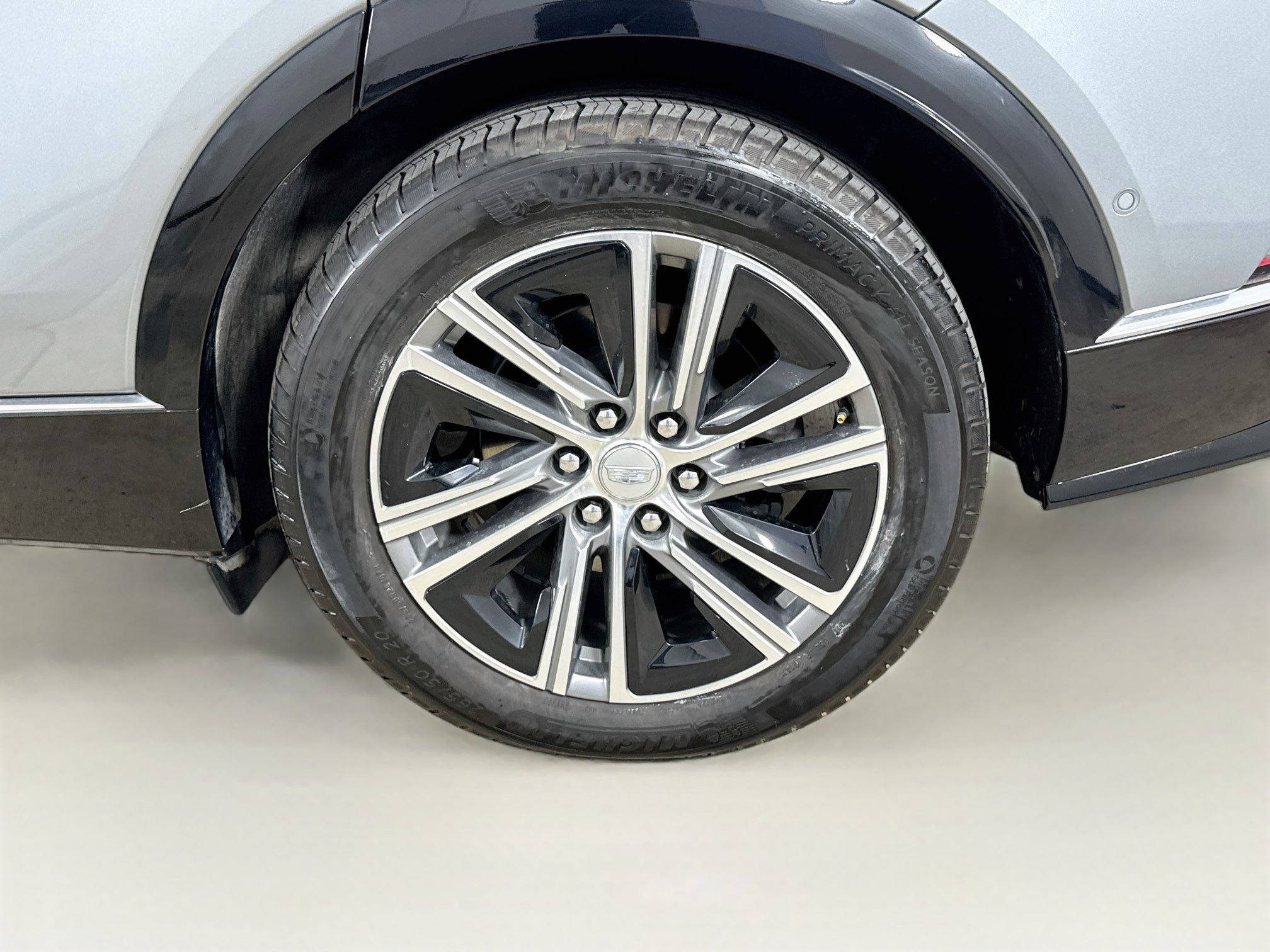 Used 2024 Cadillac Lyriq Luxury RWD image 34