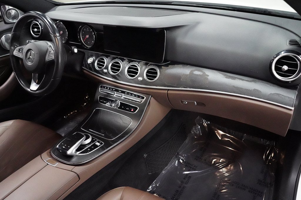 Used 2018 Mercedes-Benz E 300 w/ Premium 2 Package (Q02) image 33