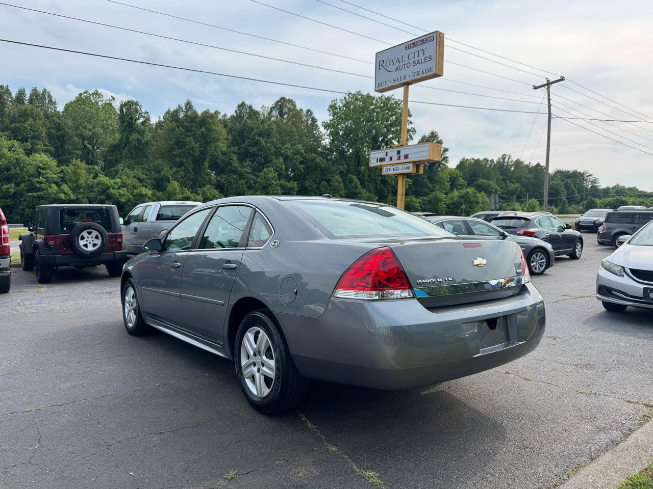 Used 2009 Chevrolet Impala LS FWD image 7