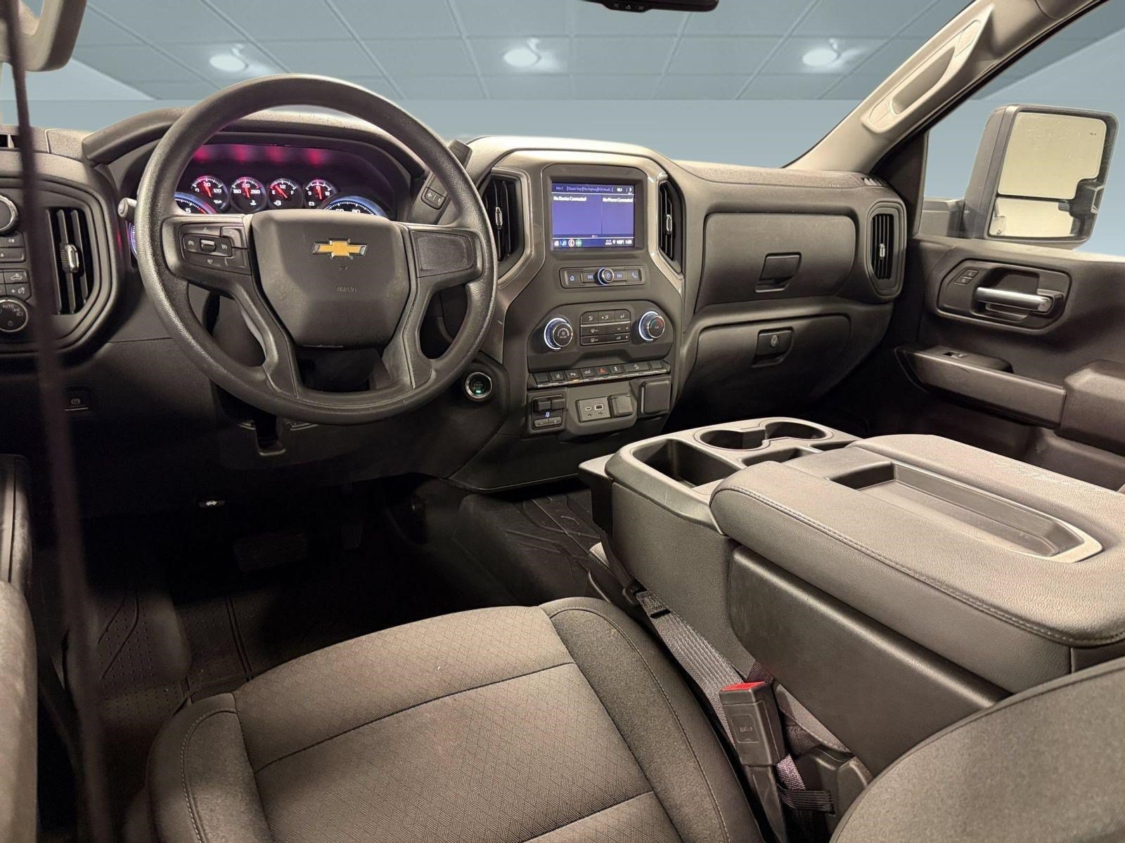 Used 2025 Chevrolet Silverado 2500 Custom w/ Custom Value Package AWD/4WD image 17