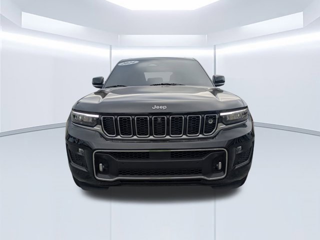 Used 2024 Jeep Grand Cherokee Overland w/ Adv Protech Group III image 8