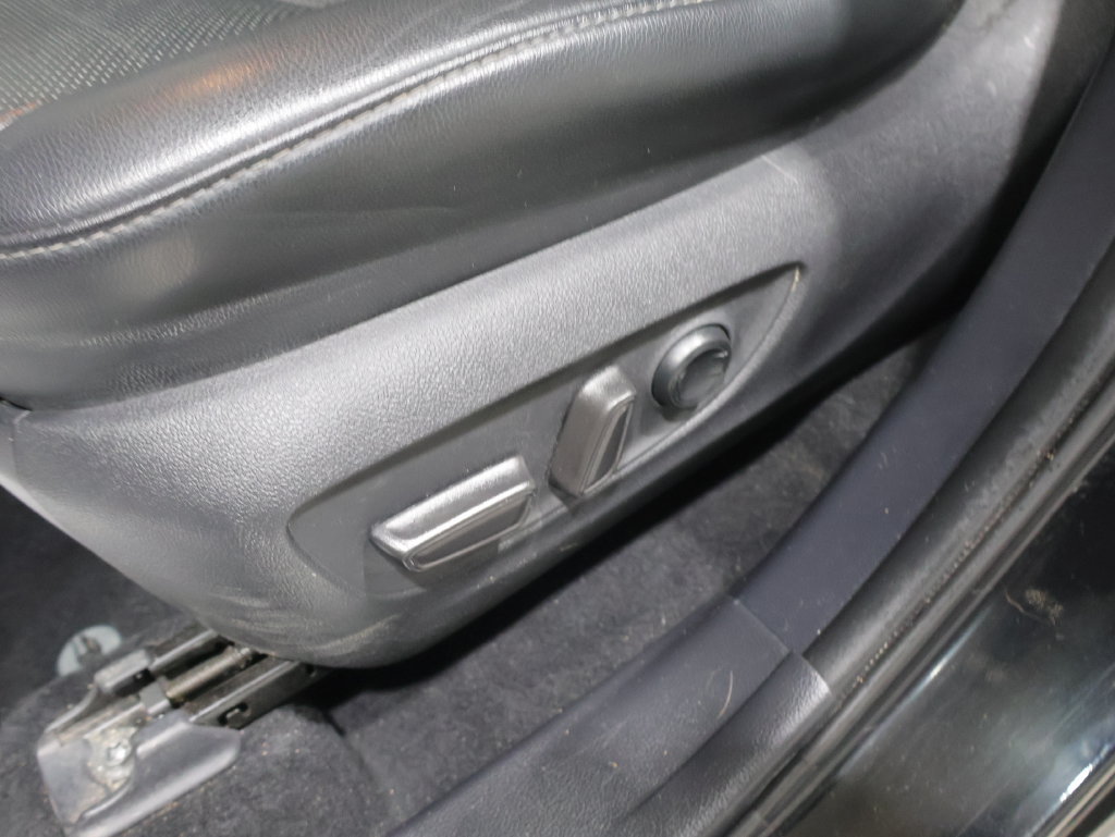 Used 2021 Toyota Highlander Limited AWD/4WD image 13