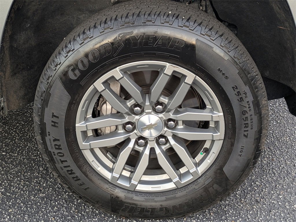 Used 2023 Chevrolet Colorado LT w/ LT Convenience Package II image 11