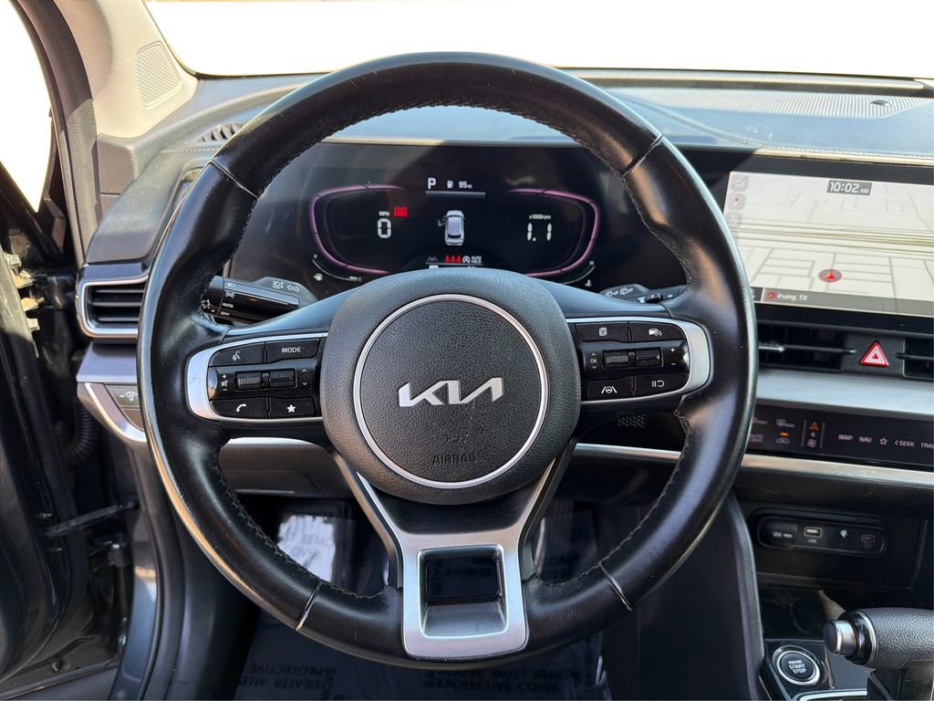 Used 2023 Kia Sportage EX image 17
