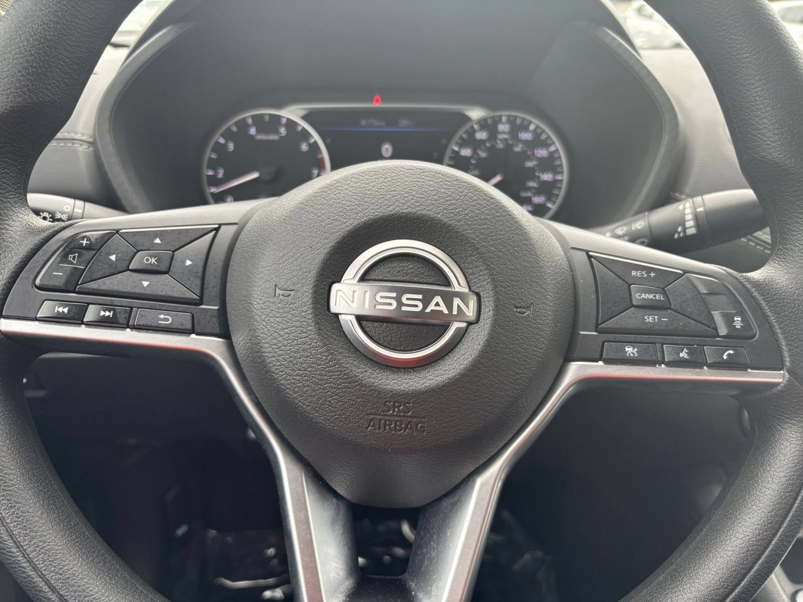 Used 2025 Nissan Sentra SV FWD image 25
