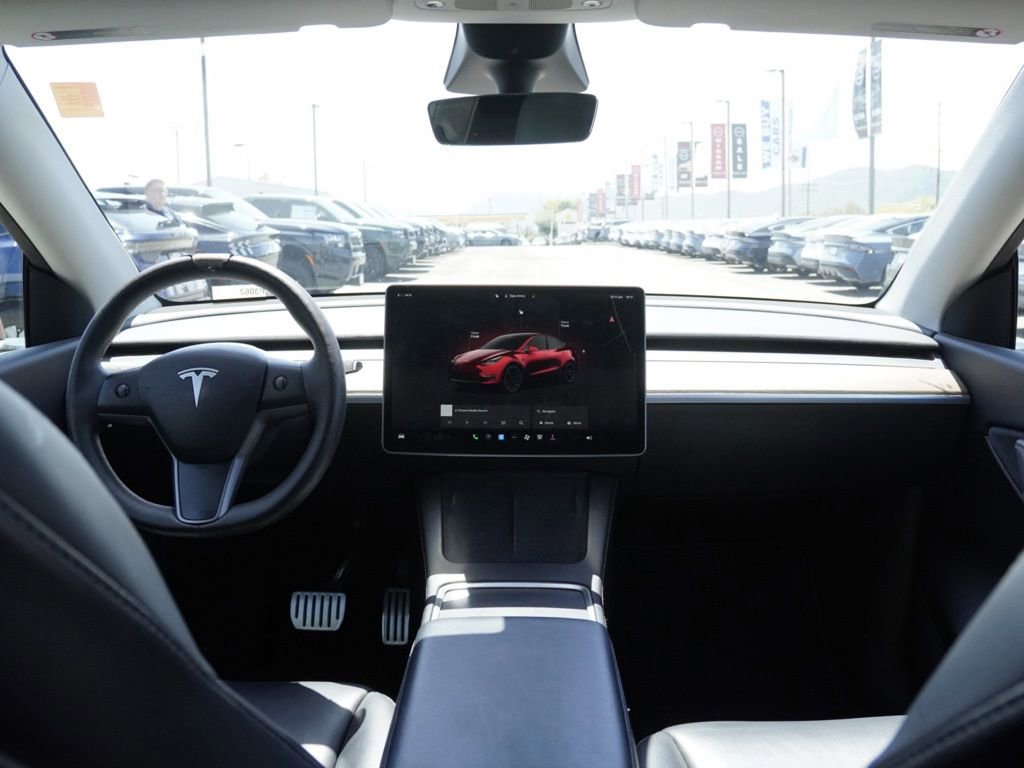 Used 2022 Tesla Model Y Performance AWD/4WD image 15