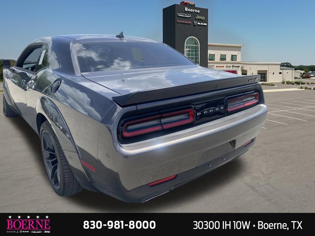 Used 2022 Dodge Challenger R/T Scat Pack RWD image 11