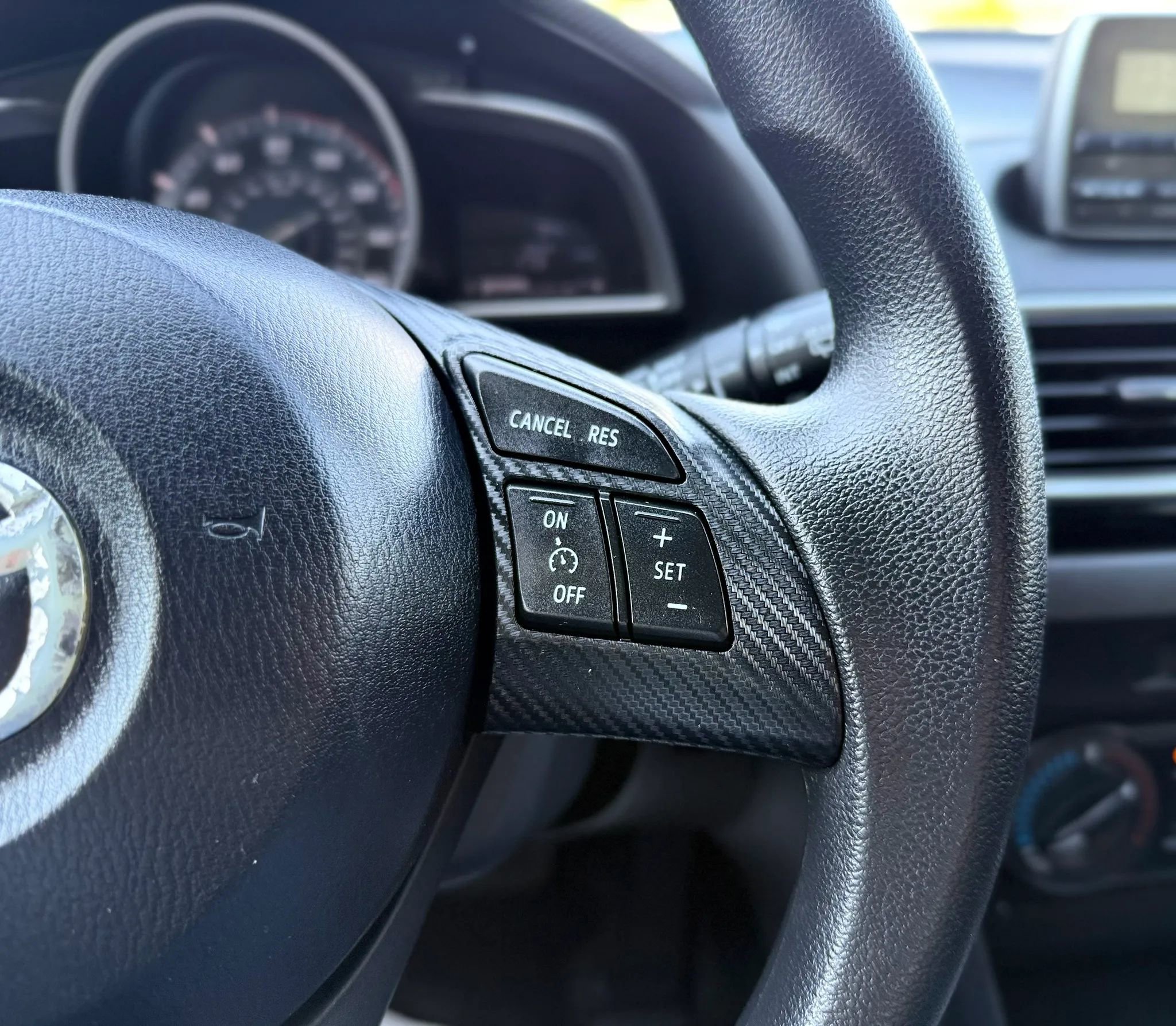 Used 2014 MAZDA MAZDA3 i Sport image 14