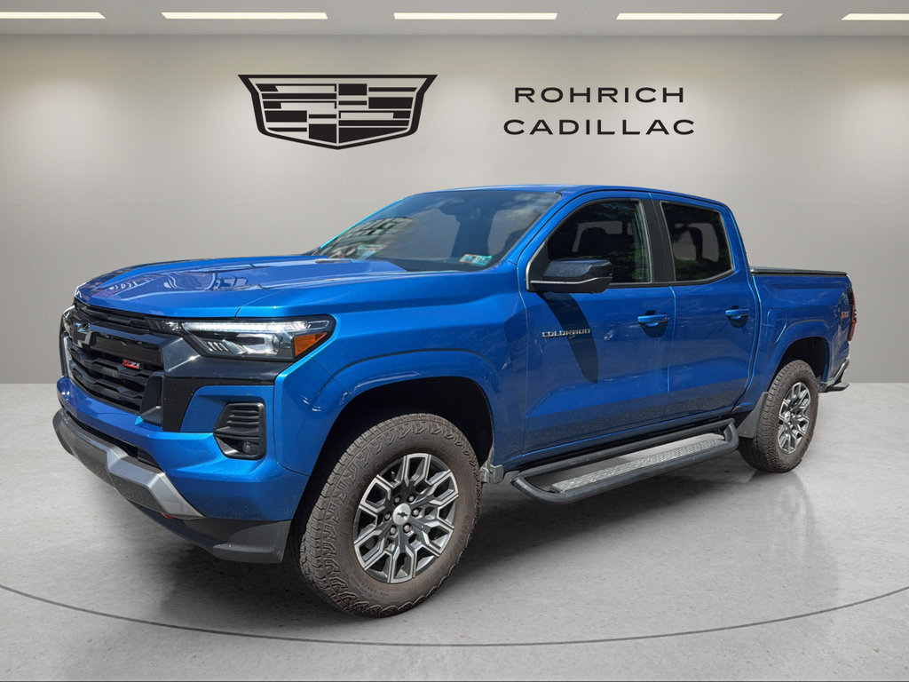 Used 2023 Chevrolet Colorado Z71 w/ Z71 Convenience Package 2