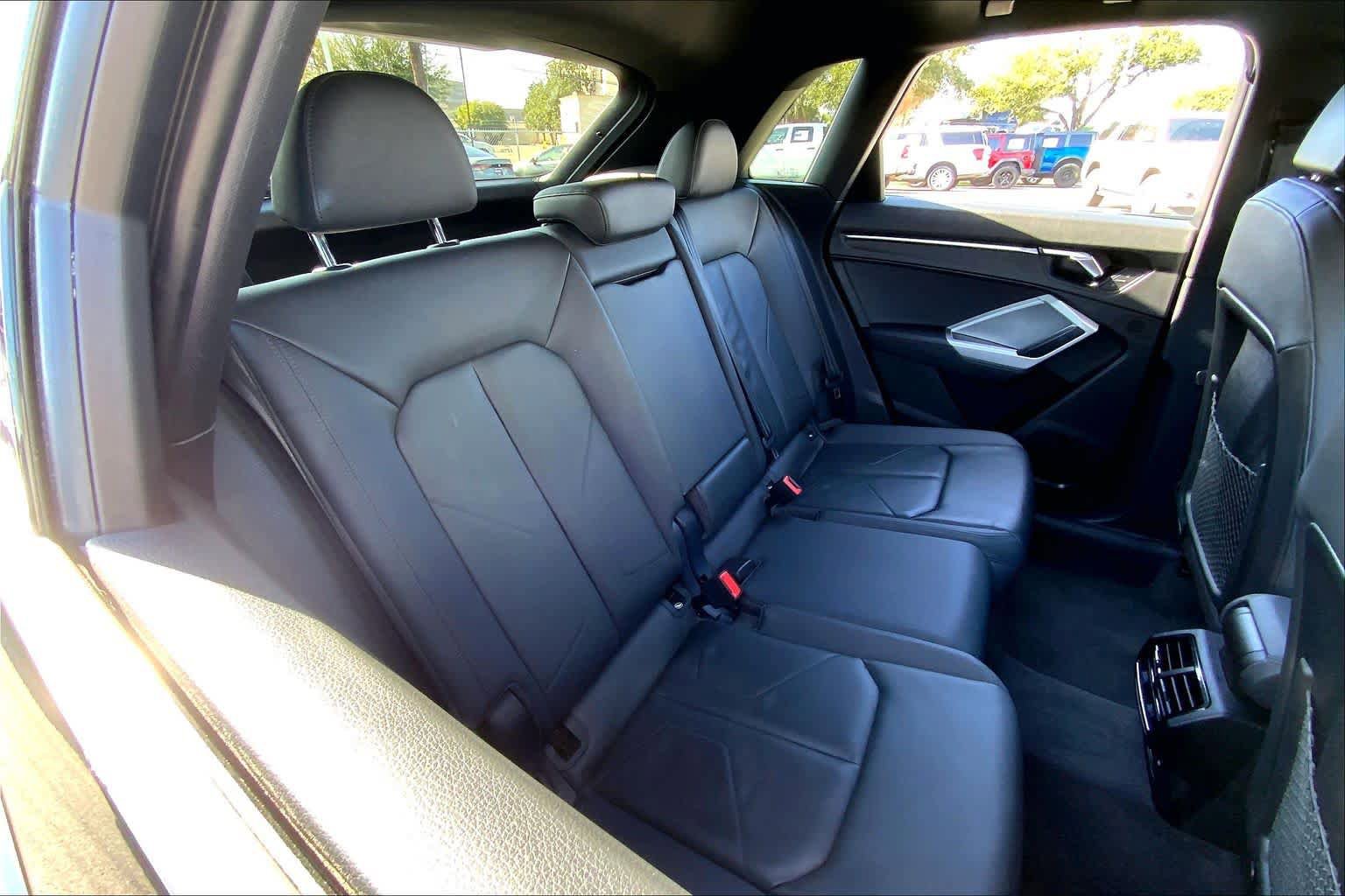 Used 2023 Audi Q3 2.0T Premium image 20