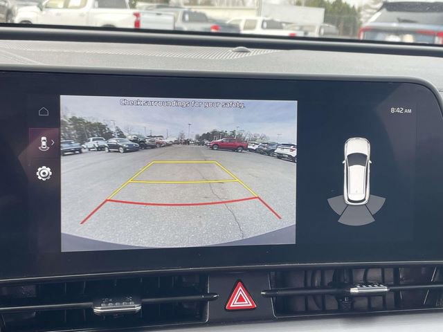 Used 2025 Kia Sportage EX w/ Premium Package image 26