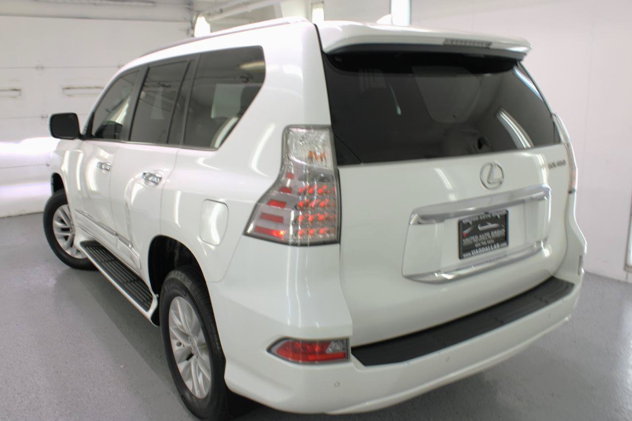 Used 2017 Lexus GX 460 AWD/4WD image 31