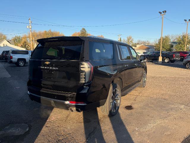 New 2026 Chevrolet Suburban High Country image 5