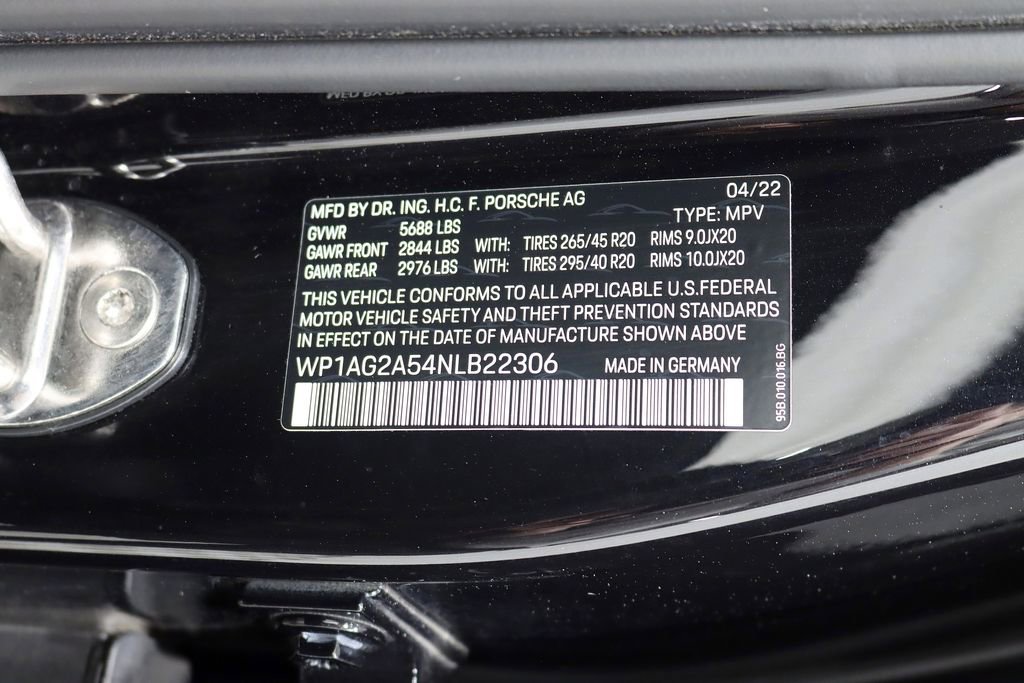 Used 2022 Porsche Macan S AWD/4WD image 39