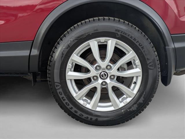 Used 2021 Nissan Rogue Sport S image 25