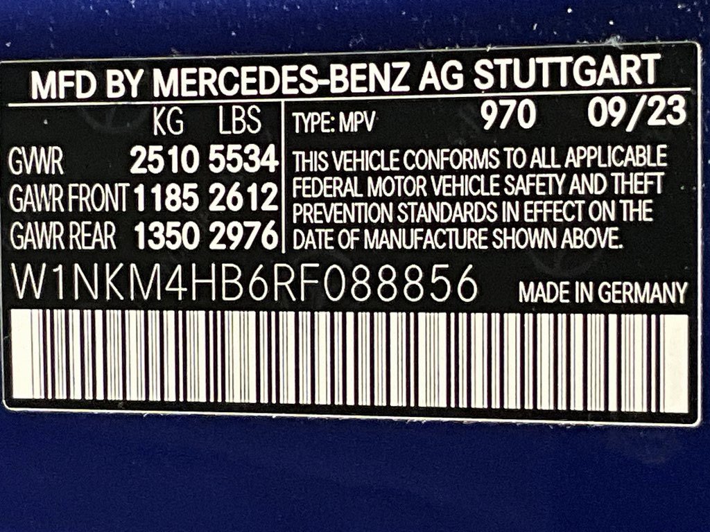 Used 2024 Mercedes-Benz GLC 300 4MATIC image 30