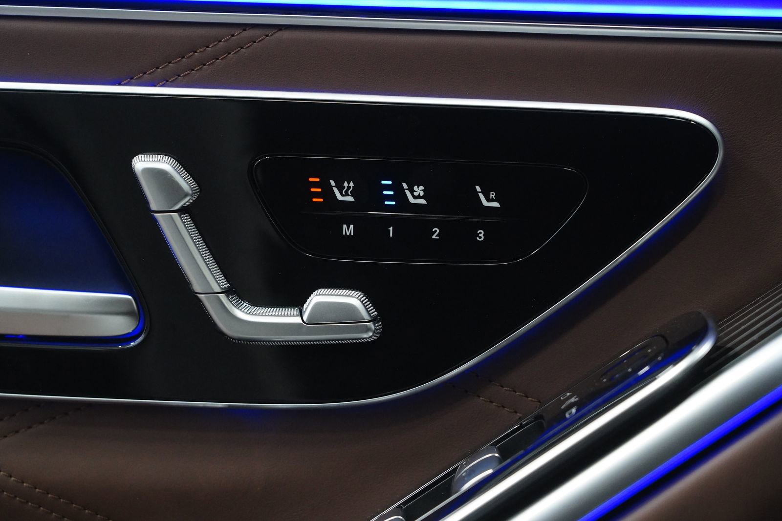 New 2026 Mercedes-Benz Maybach S 580 4MATIC image 31