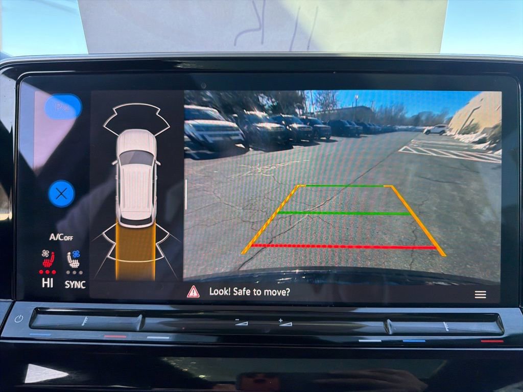 Used 2025 Volkswagen Atlas Cross Sport SEL R-Line image 23