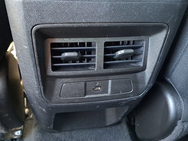 Used 2024 Chevrolet Colorado LT w/ LT Convenience Package II AWD/4WD image 11
