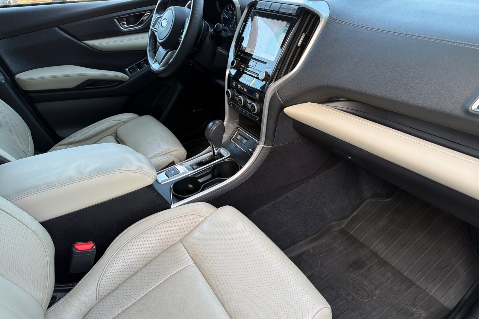 Used 2021 Subaru Ascent Limited w/ Technology Package image 16